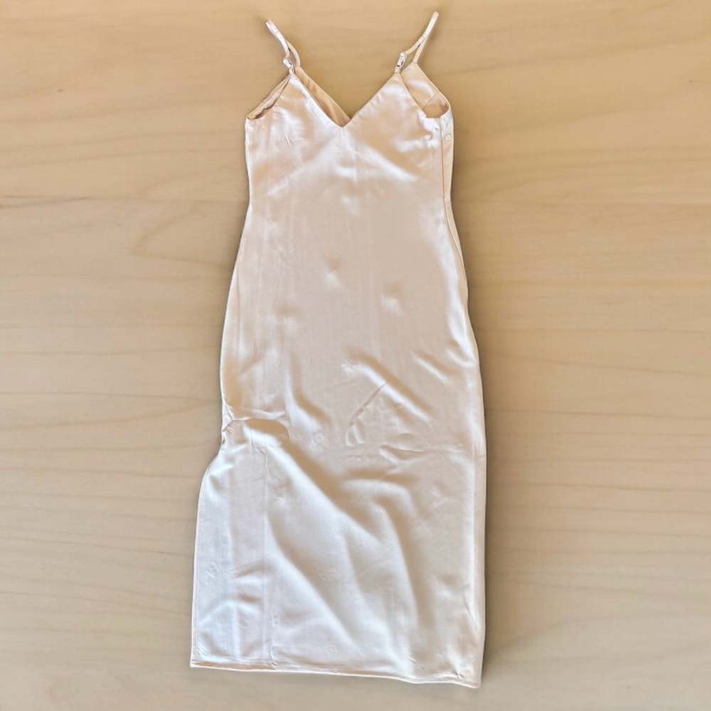 Petal pink slip dress w/jewels - NWT! - Picture 2 of 9